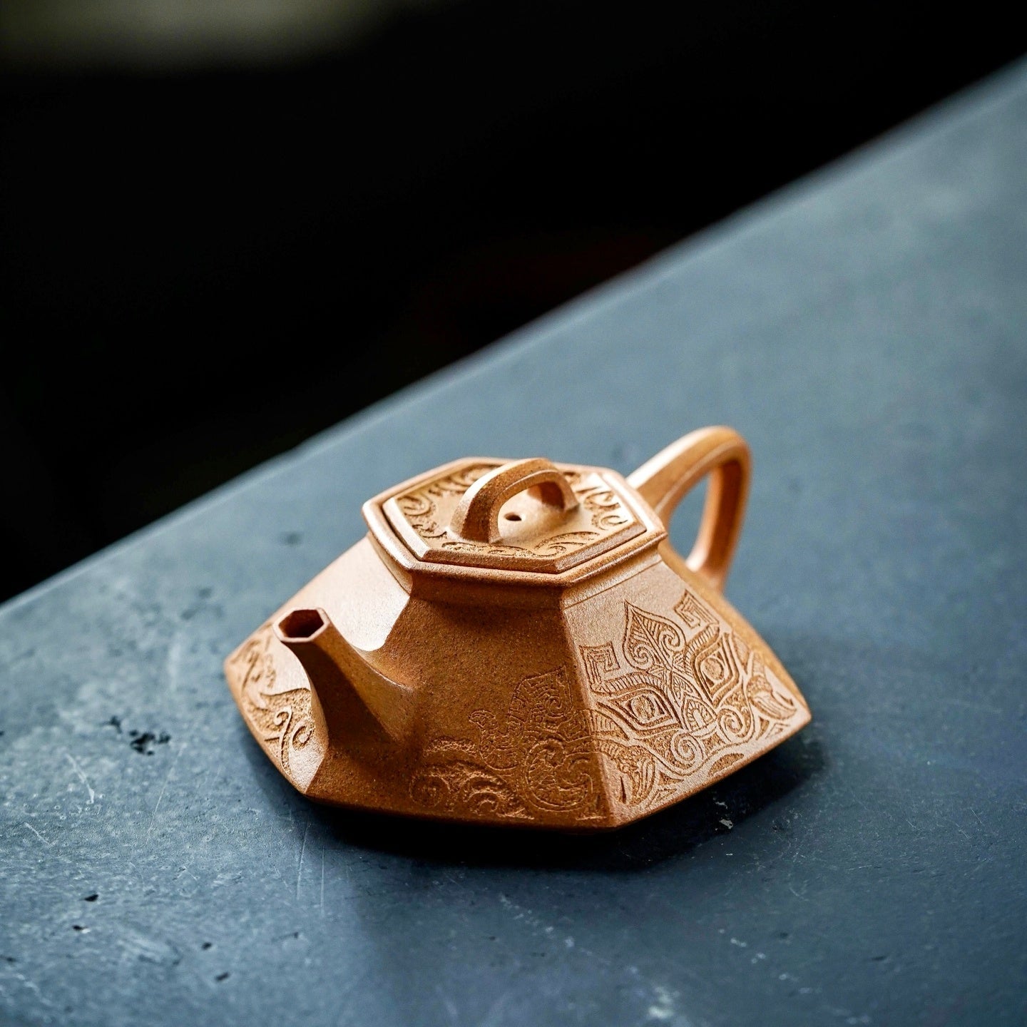 Liu Fang Ke Piao 160cc - Yixing Handmade Teapot 江苏宜兴