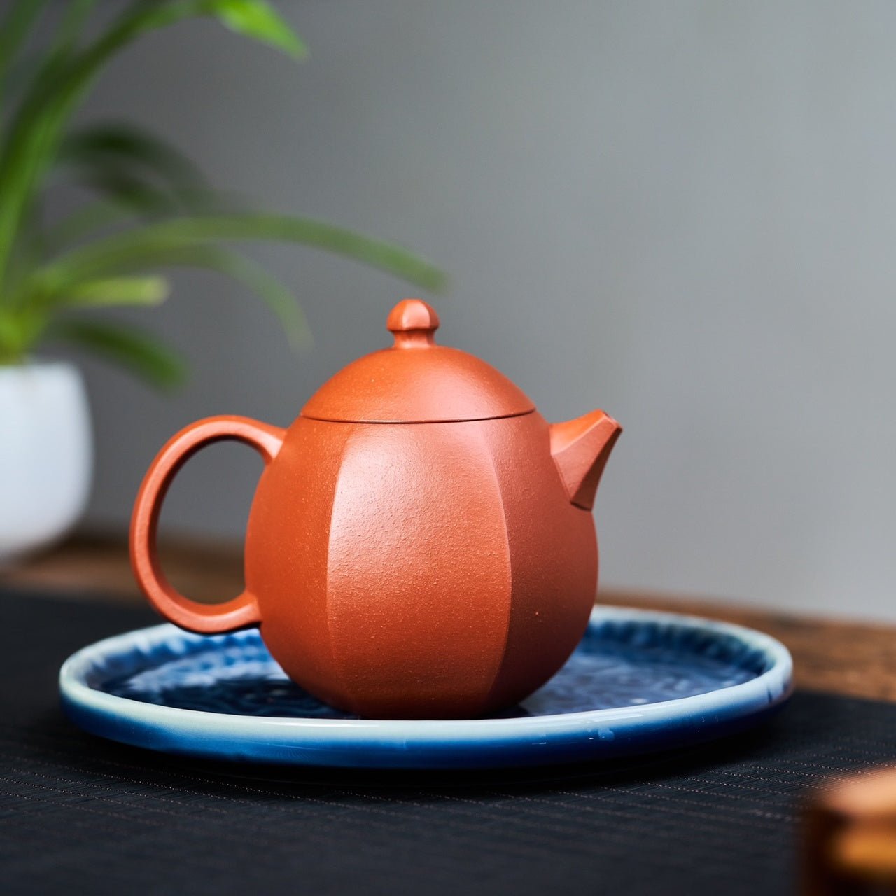 Liu Fang Long Dan 200cc - Yixing Handmade Teapot - zycs_China