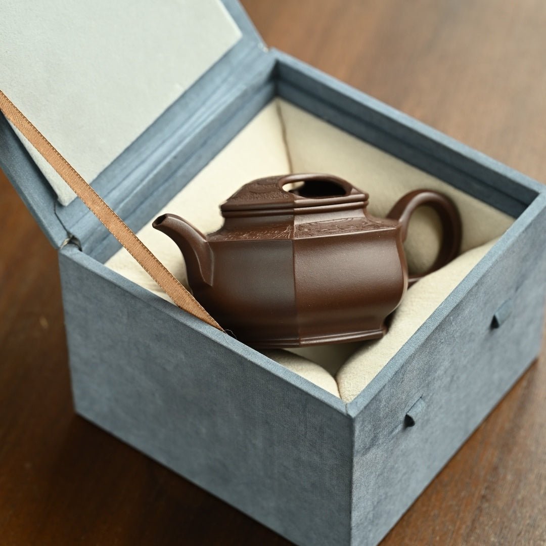 Liu Fang Niu Gai 200cc - Yixing Handmade Teapot - zycs_China