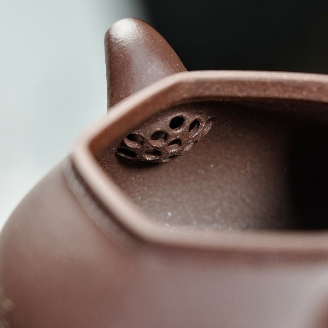 Liu Fang Ru Xiang 180cc - Yixing Handmade Teapot - zycs_China