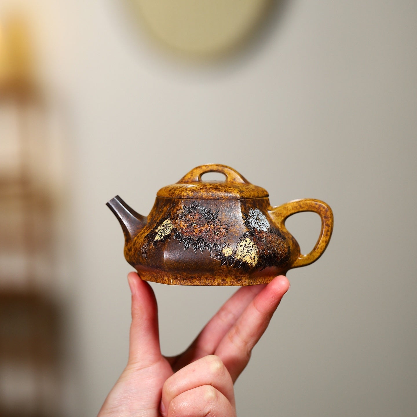 Liu Fang Shi Piao 180cc - Yixing Handmade Teapot - zycs_China