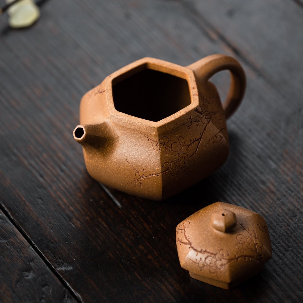 Liu Fang Wen Dan 200cc - Yixing Handmade Teapot - zycs_China