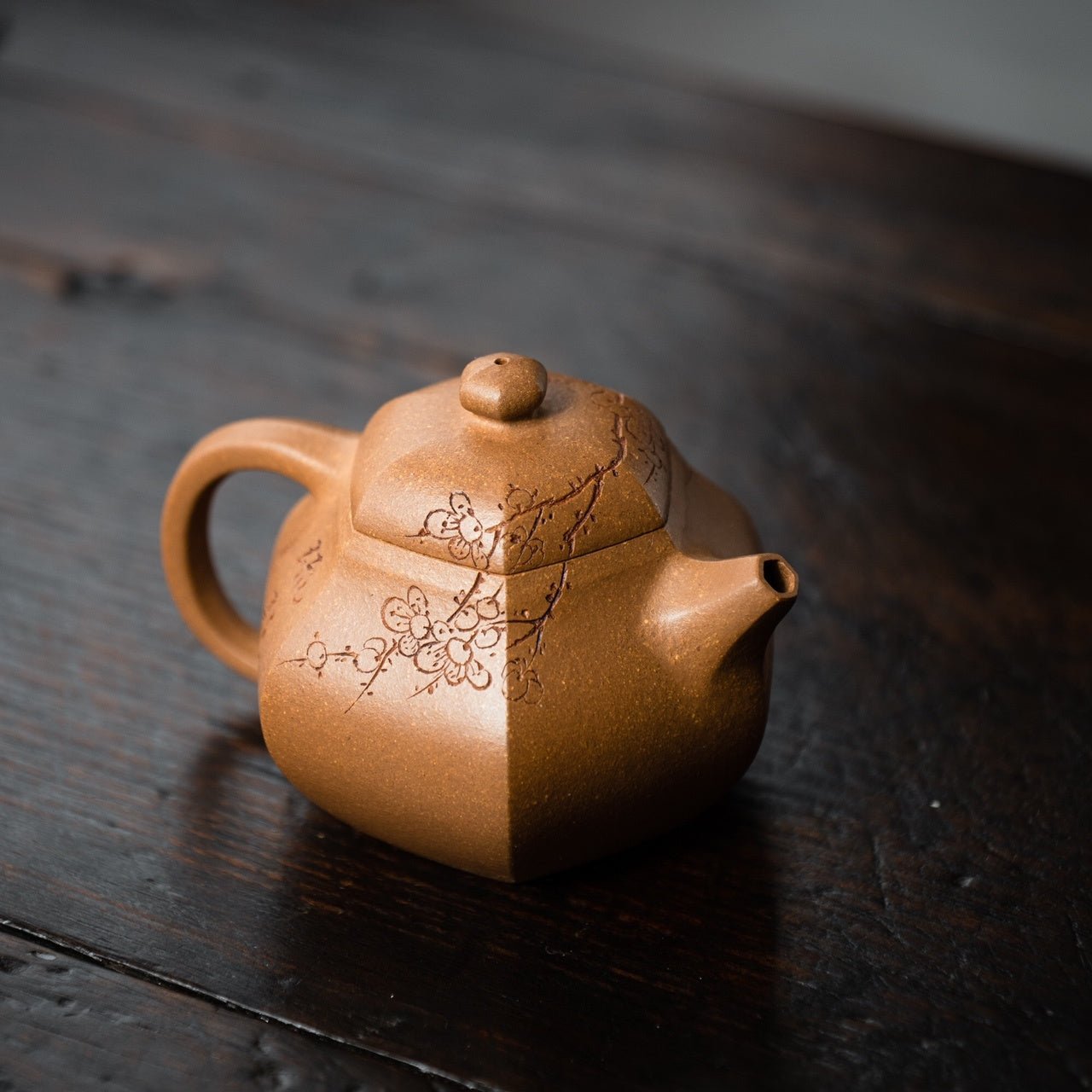 Liu Fang Wen Dan 200cc - Yixing Handmade Teapot - zycs_China