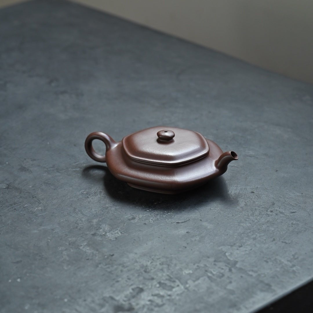 Liu Fang Xu Bian 130cc - Yixing Handmade Teapot - zycs_China