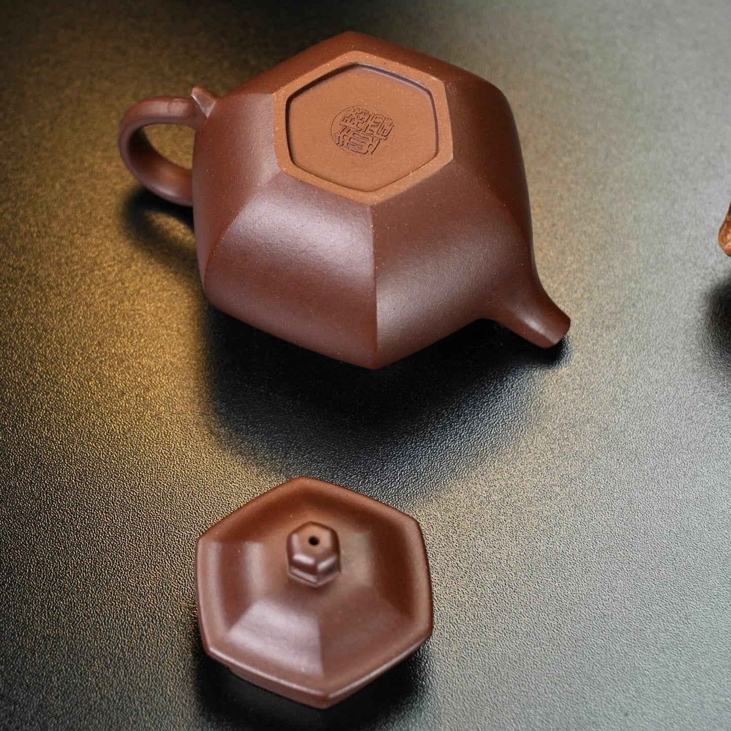 Liu Jiao Lian Zi 150cc - Yixing Handmade Teapot - zycs_China