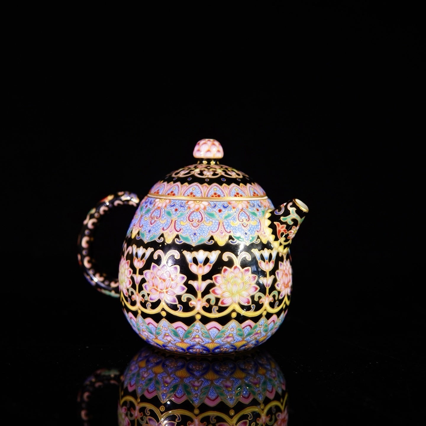 Long Dan 140cc - Jing De Zhen Porcelain Teapot - zycs_China