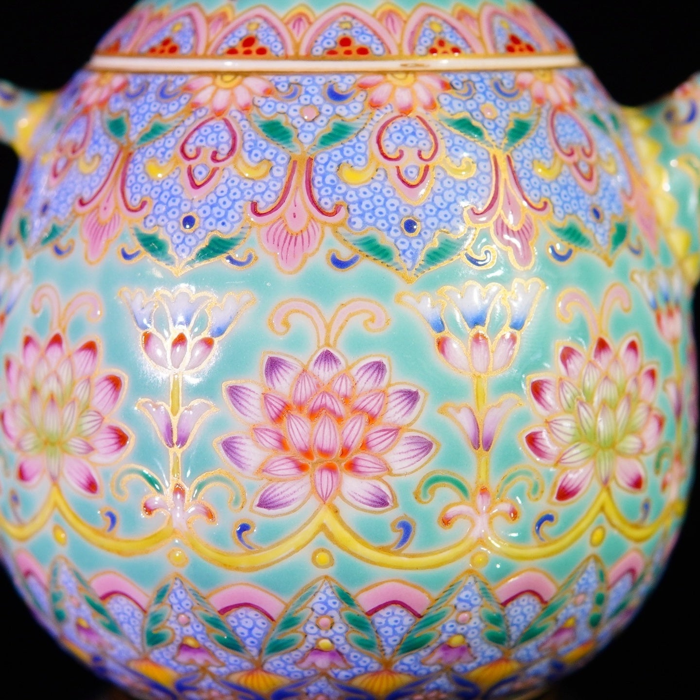 Long Dan 140cc - Jing De Zhen Porcelain Teapot - zycs_China