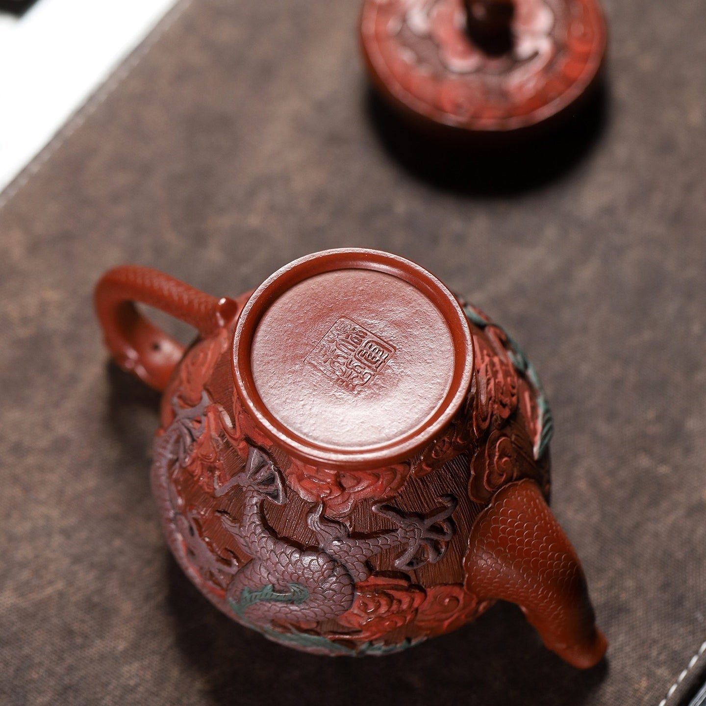 Long Feng Cheng Xiang 250cc - Yixing Handmade Teapot 江苏宜兴
