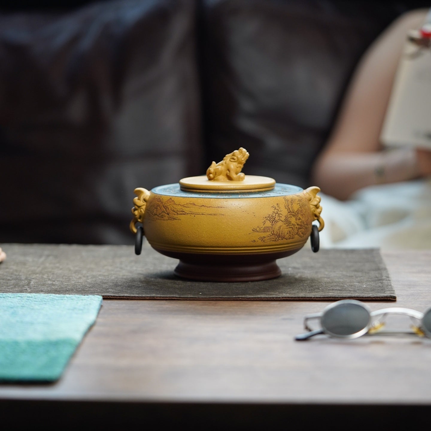 Long Yin - Yixing Handmade Zisha Teacan - zycs_China