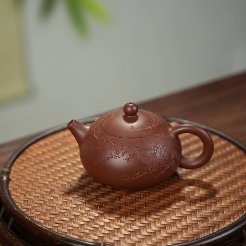 Mei Hua 175cc - Yixing Handmade Teapot - zycs_China
