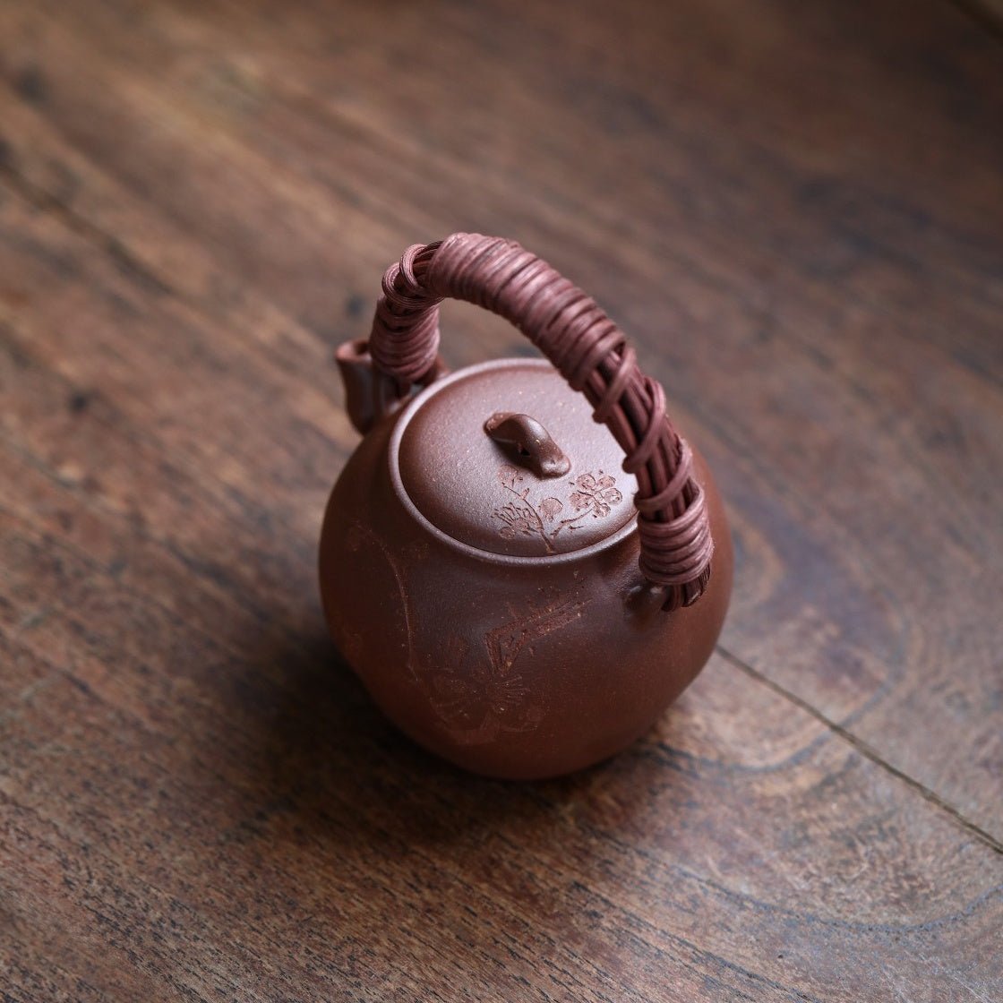 Mei Hua Ti Liang 150cc - Yixing Handmade Teapot - zycs_China
