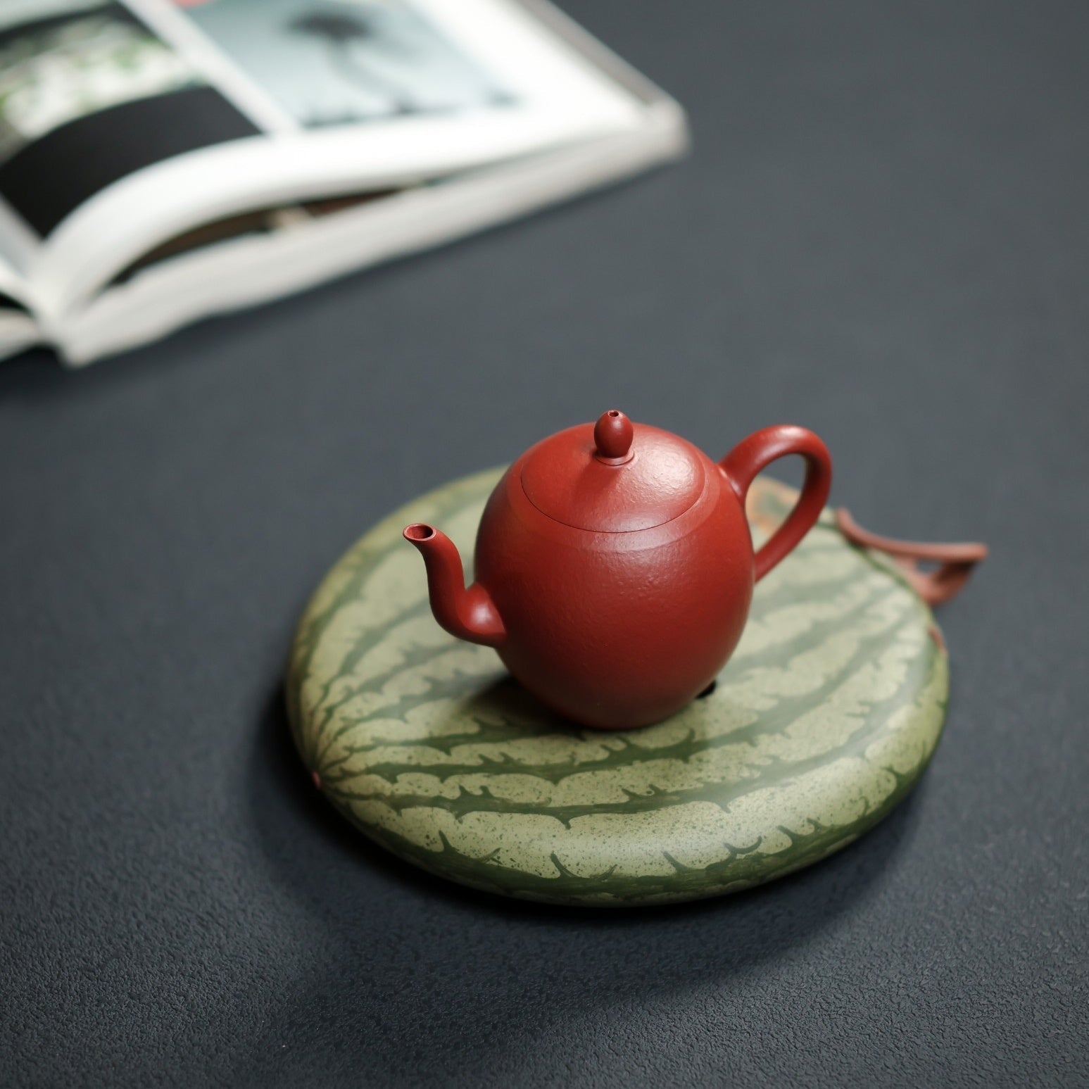 Mei Ren Jian 200cc - Yixing Handmade Teapot 江苏宜兴