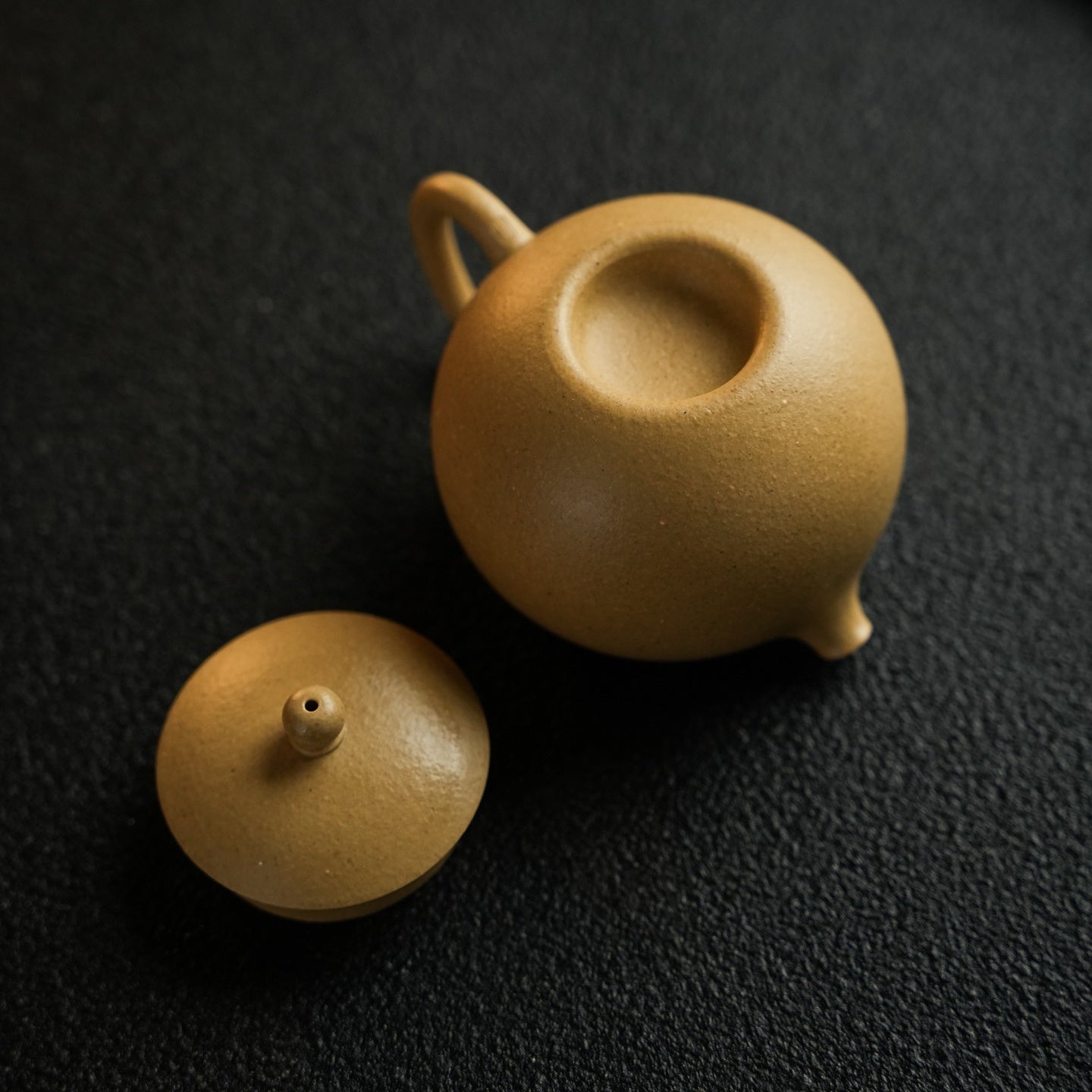 Mei Ren Xi Shi 180cc - Yixing Handmade Teapot - zycs_China