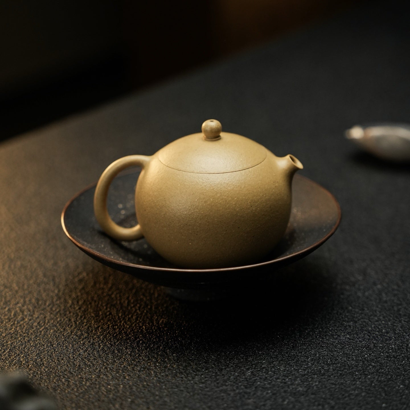 Mei Ren Xi Shi 180cc - Yixing Handmade Teapot - zycs_China