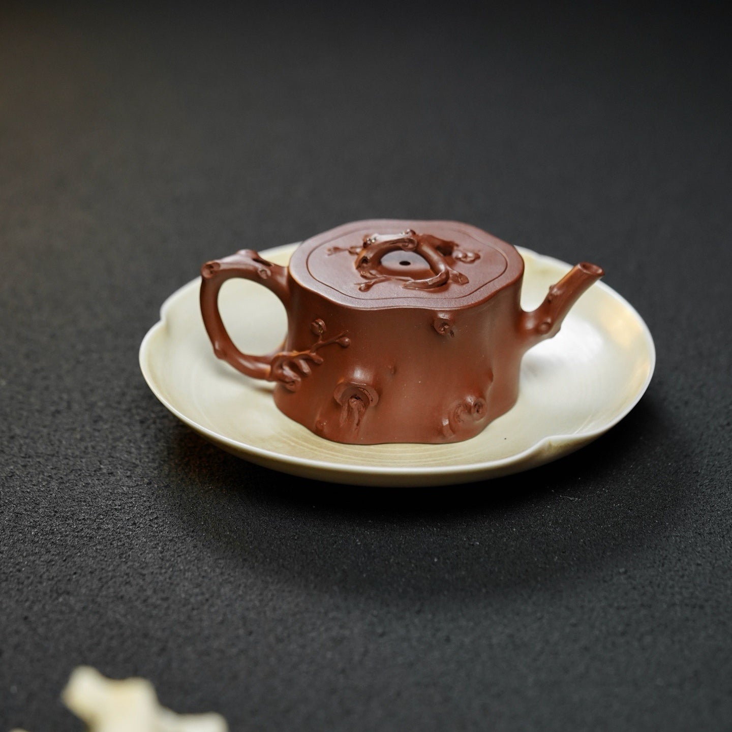 Mei Zhuang 130cc - Yixing Handmade Teapot - zycs_China