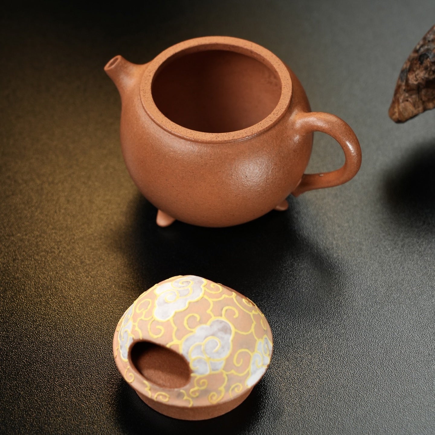 Meng Qu 140cc - Yixing Handmade Teapot - zycs_China