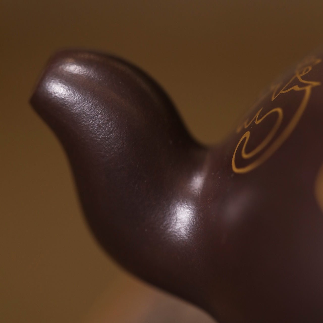 Miao Jin Bian Zhu 140cc - Yixing Handmade Teapot - zycs_China