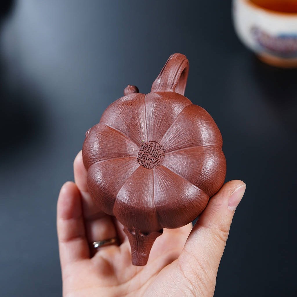 Nan Gua 100cc - Yixing Handmade Teapot - zycs_China