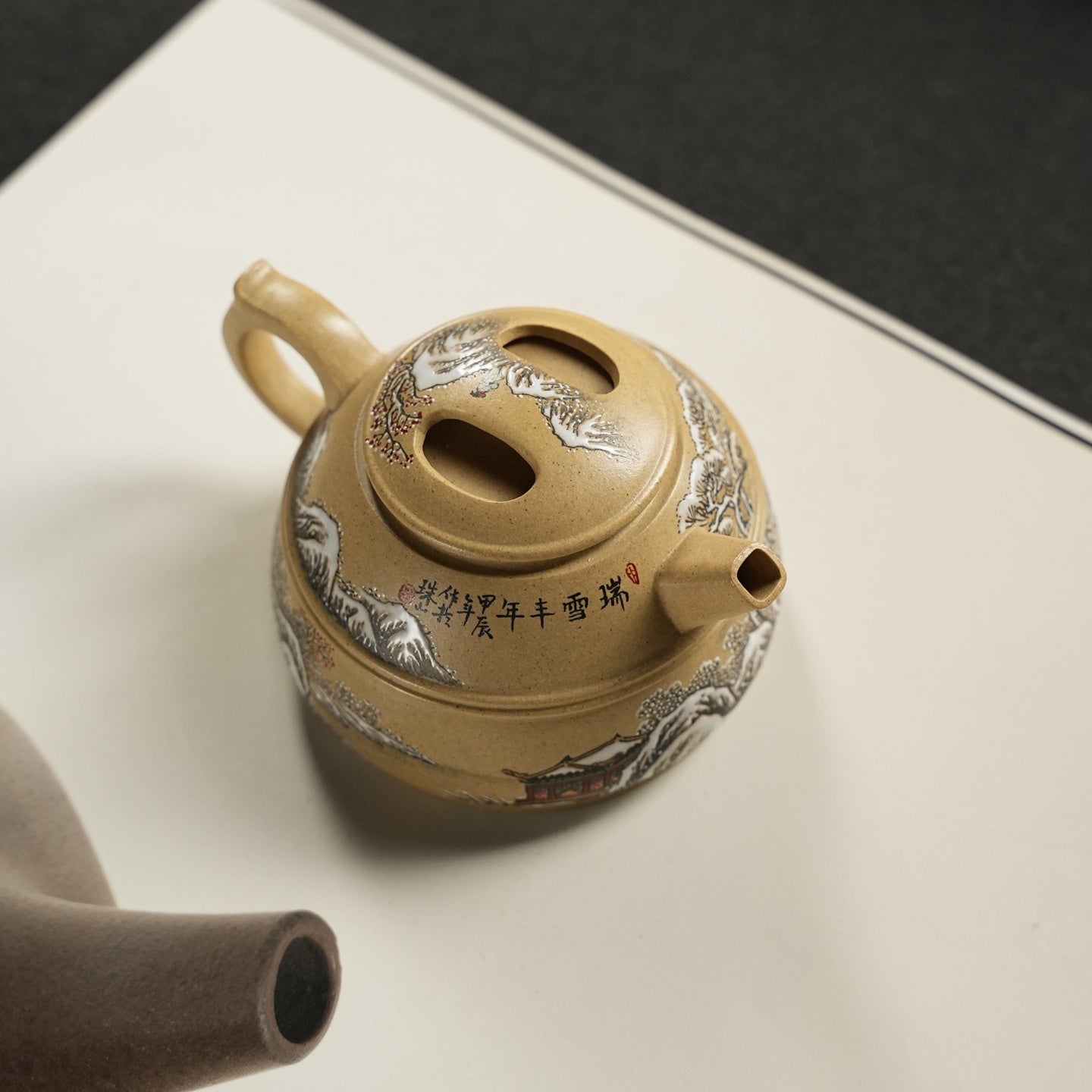 Niu Gai 200cc - Yixing Handmade Teapot - zycs_China