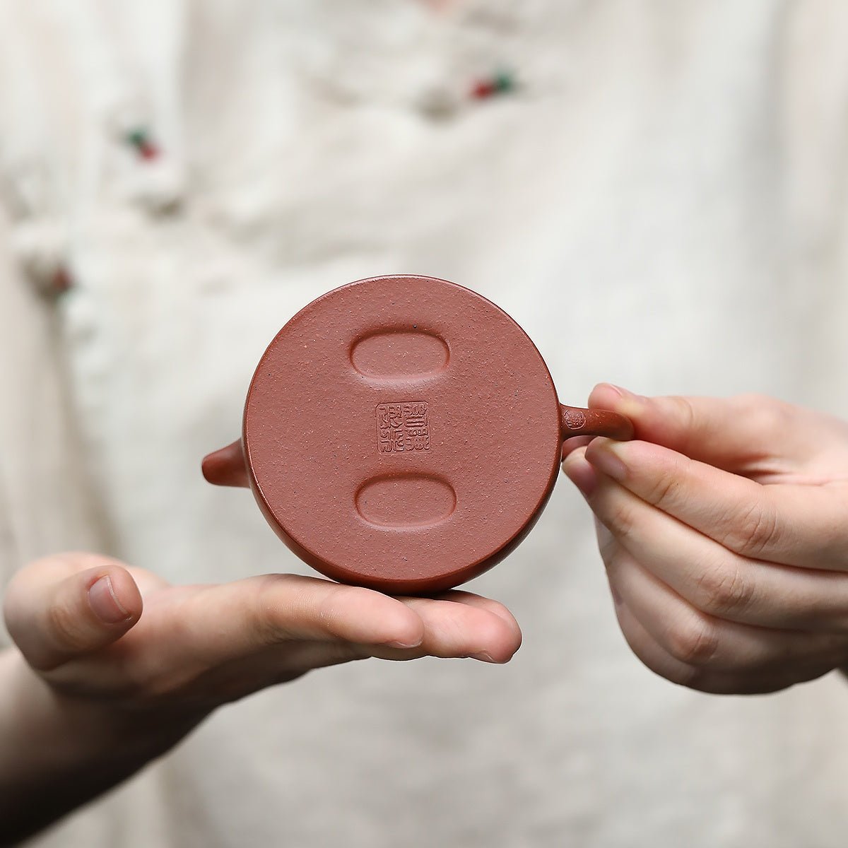 Niu Gai Lian Zi 120cc - Yixing Handmade Teapot - zycs_China