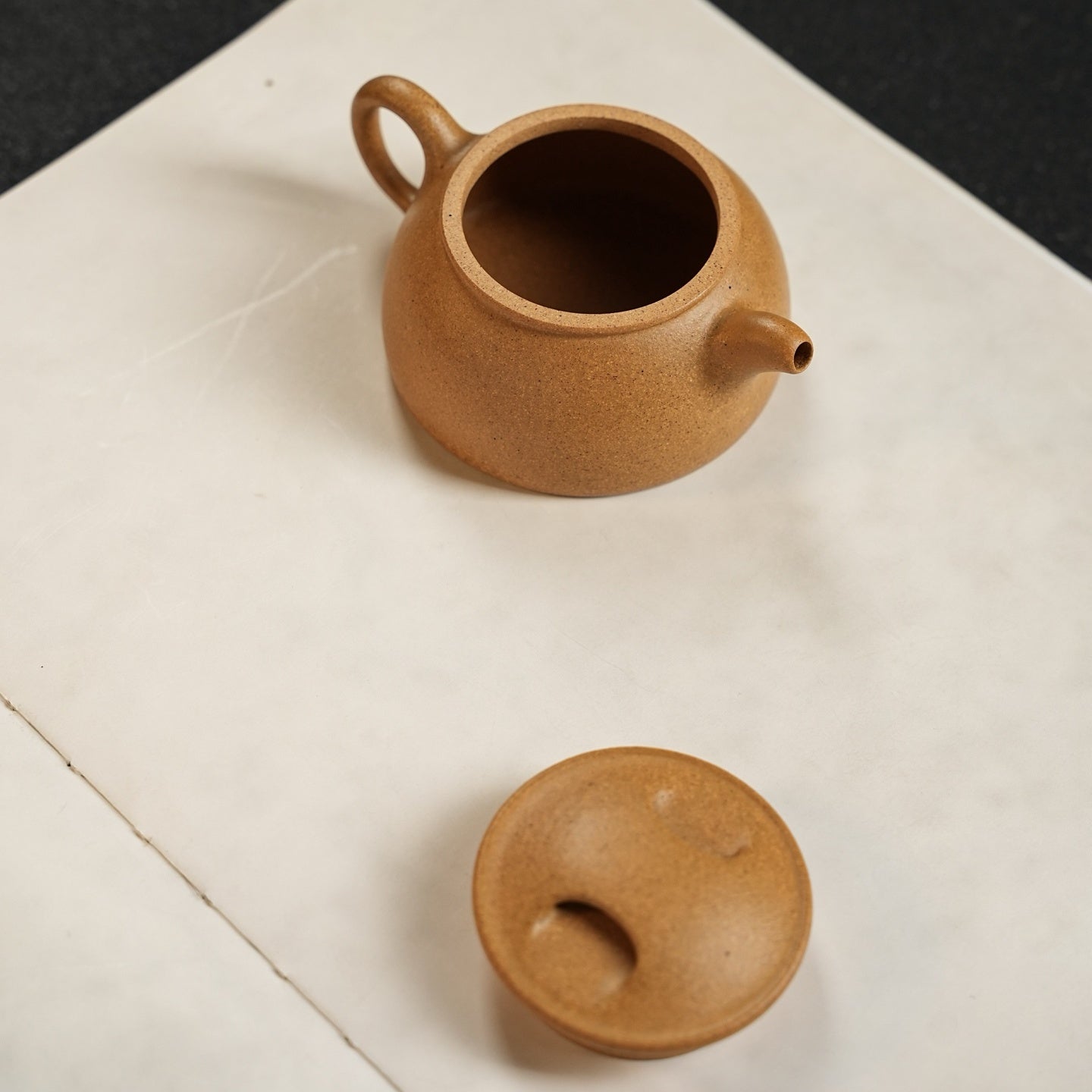 Niu Gai Lian Zi 150cc - Yixing Handmade Teapot - zycs_China