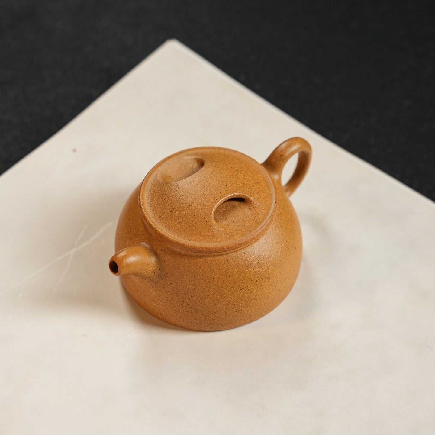 Niu Gai Lian Zi 150cc - Yixing Handmade Teapot - zycs_China