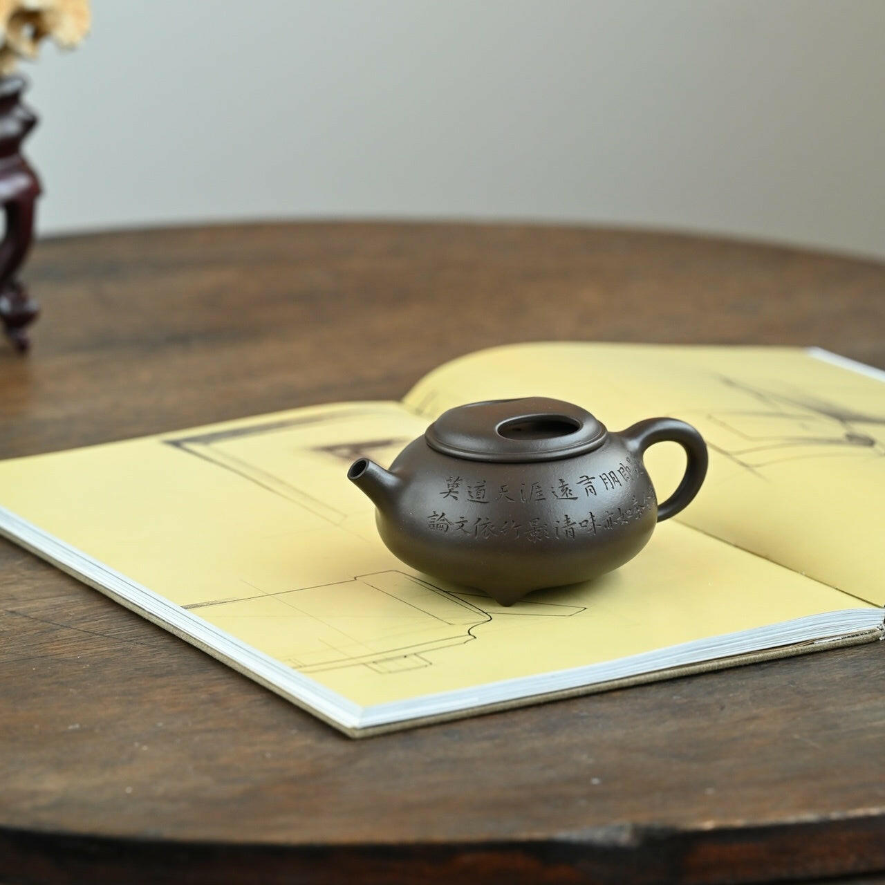 Niu Gai Shi Piao 170cc - Yixing Handmade Teapot - zycs_China