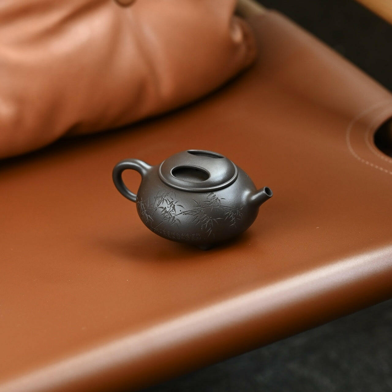 Niu Gai Shi Piao 170cc - Yixing Handmade Teapot - zycs_China