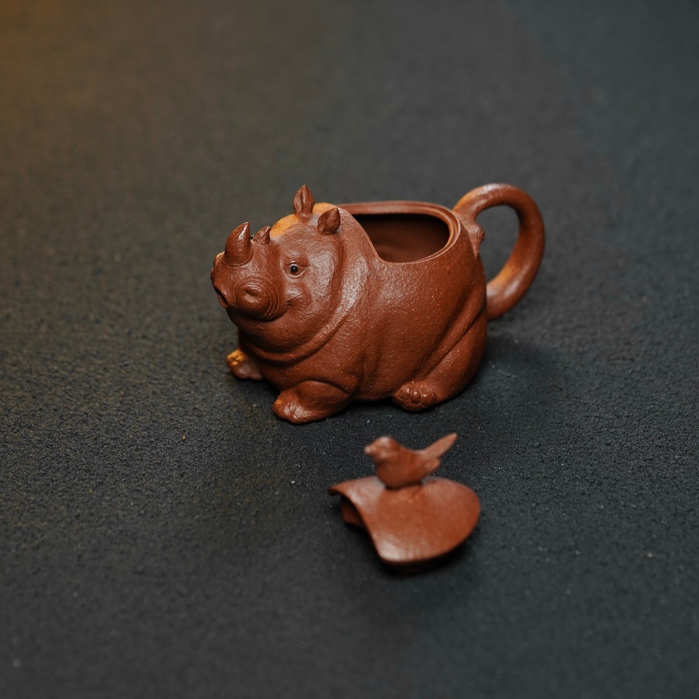 Niu Zhuan Qian Kun 150cc - Yixing Handmade Teapot 江苏宜兴