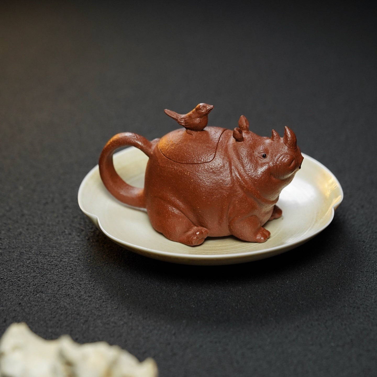 Niu Zhuan Qian Kun 150cc - Yixing Handmade Teapot 江苏宜兴