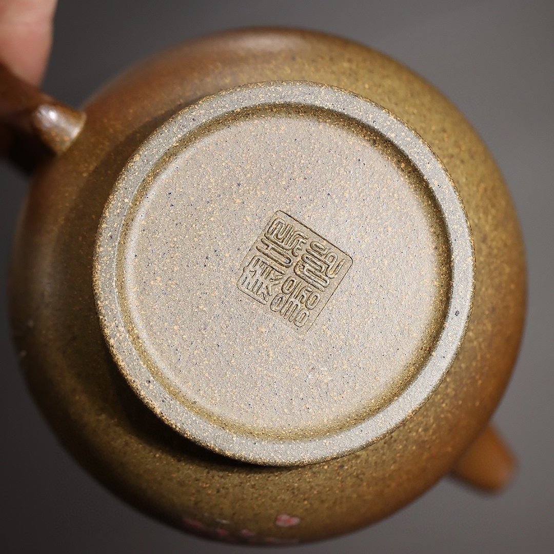 Pan Hu 200cc - Yixing Handmade Teapot - zycs_China