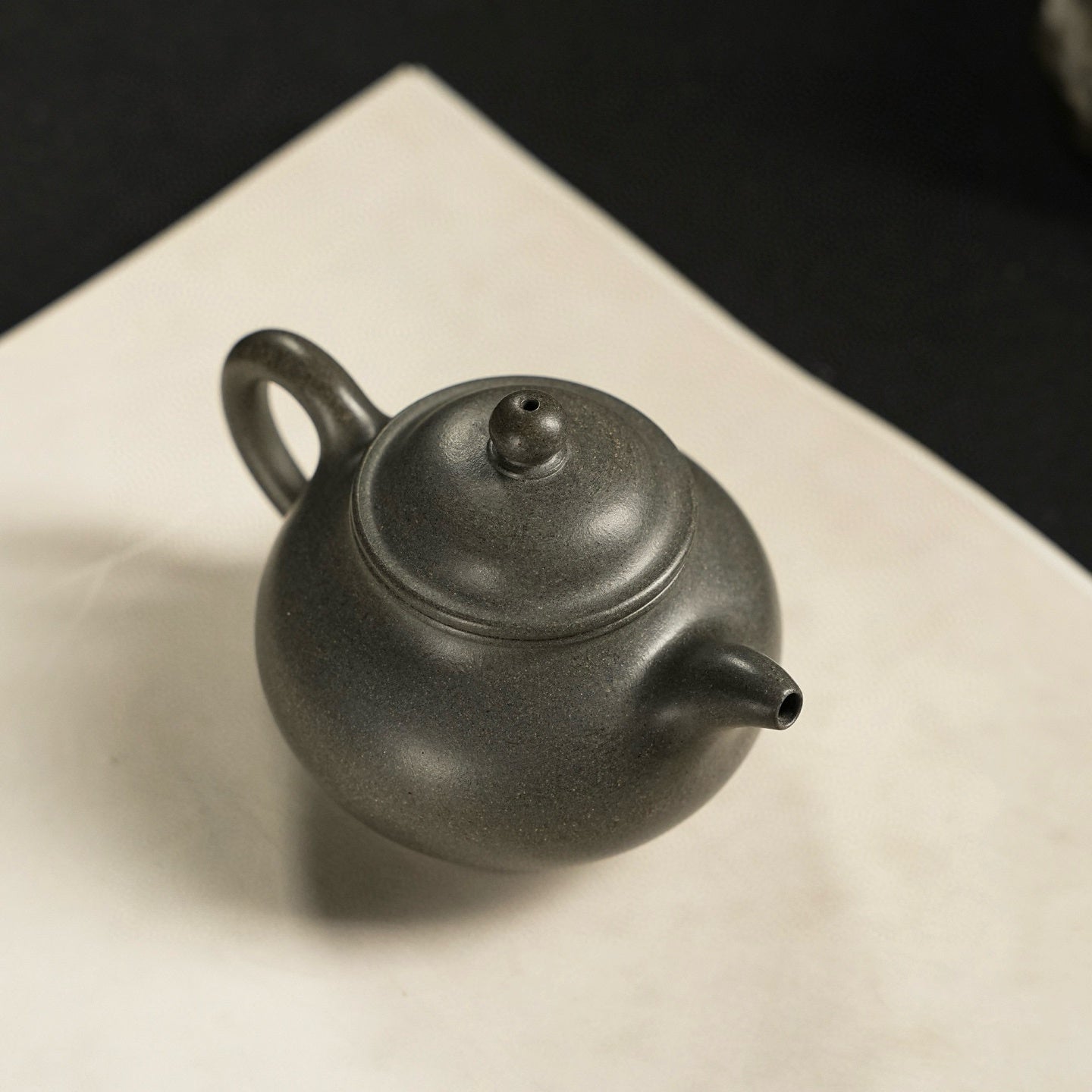 Pan Hu 200cc - Yixing Handmade Teapot - zycs_China