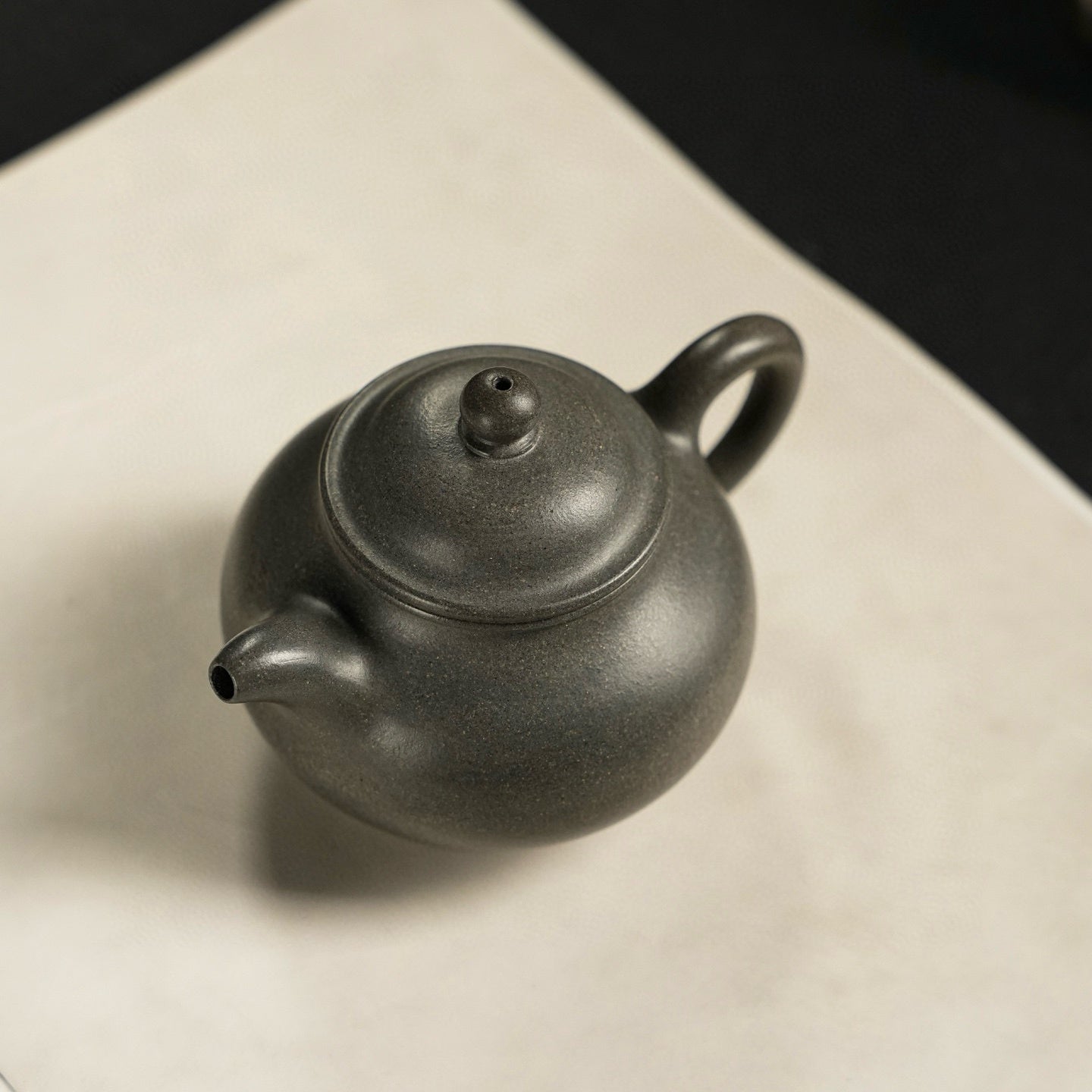 Pan Hu 200cc - Yixing Handmade Teapot - zycs_China