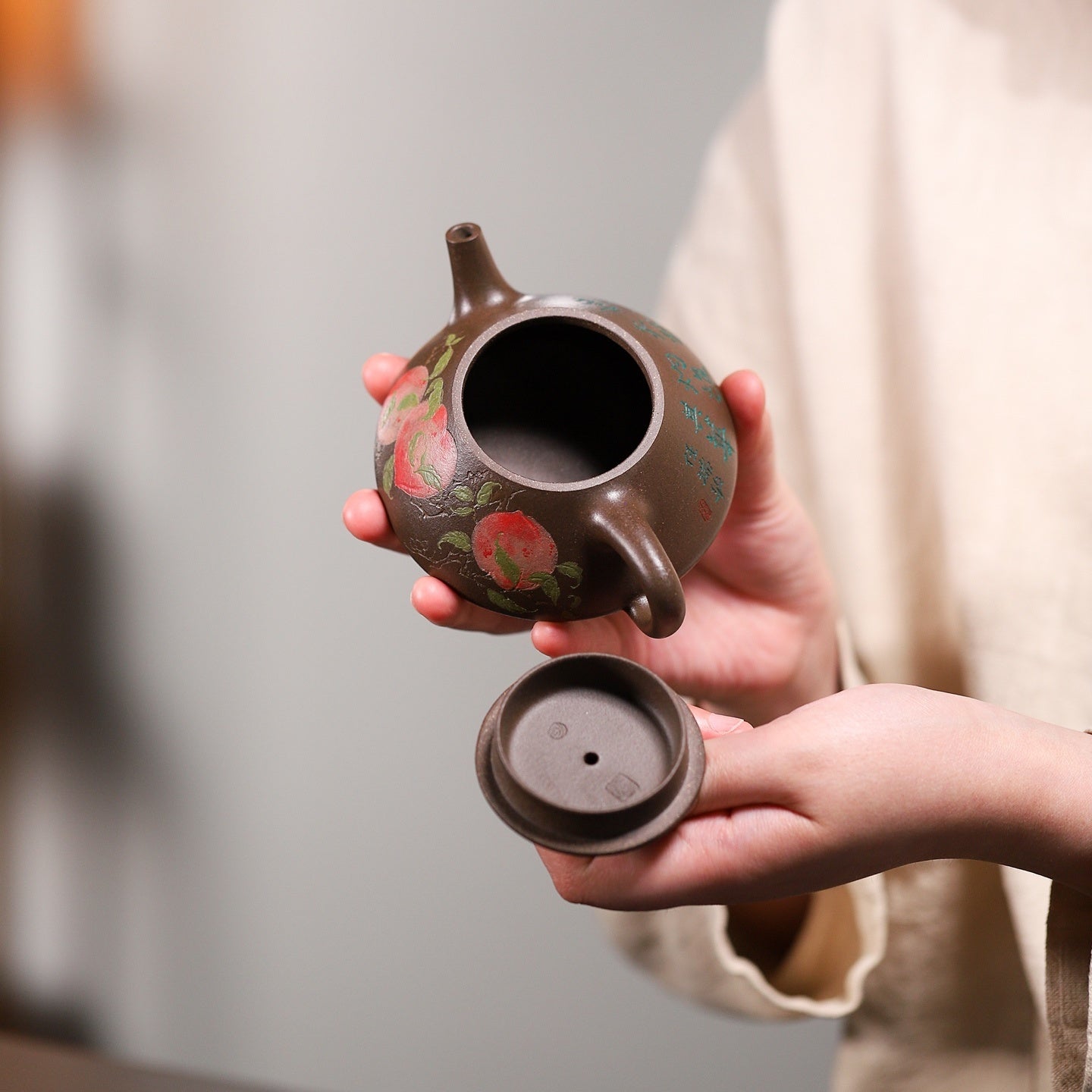 Ping Gai Shi Piao 180cc - Yixing Handmade Teapot - zycs_China