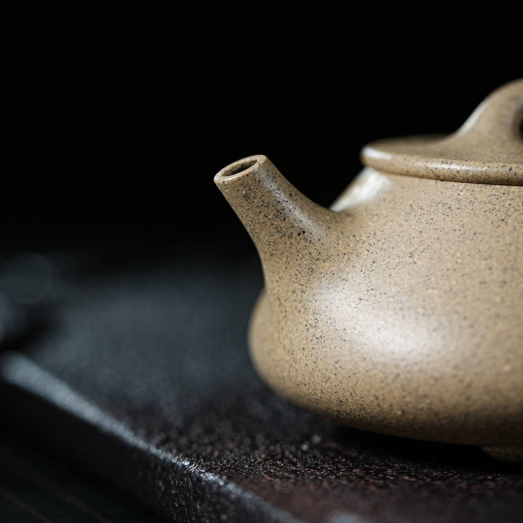 Ping Gai Shi Piao 200cc - Yixing Handmade Teapot - zycs_China