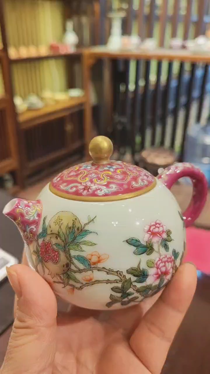 Xi Shi 180cc - Jing De Zhen Porcelain Teapot