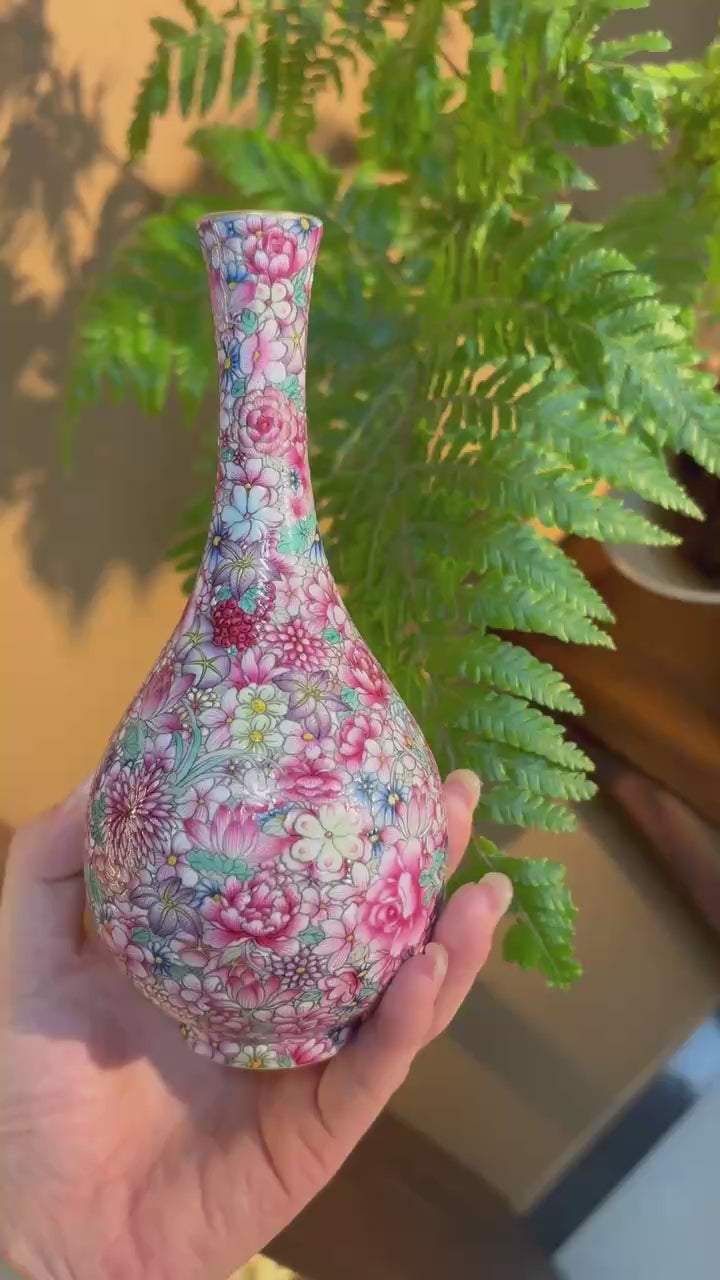 Wan Hua - Jing De Zhen Porcelain Vase