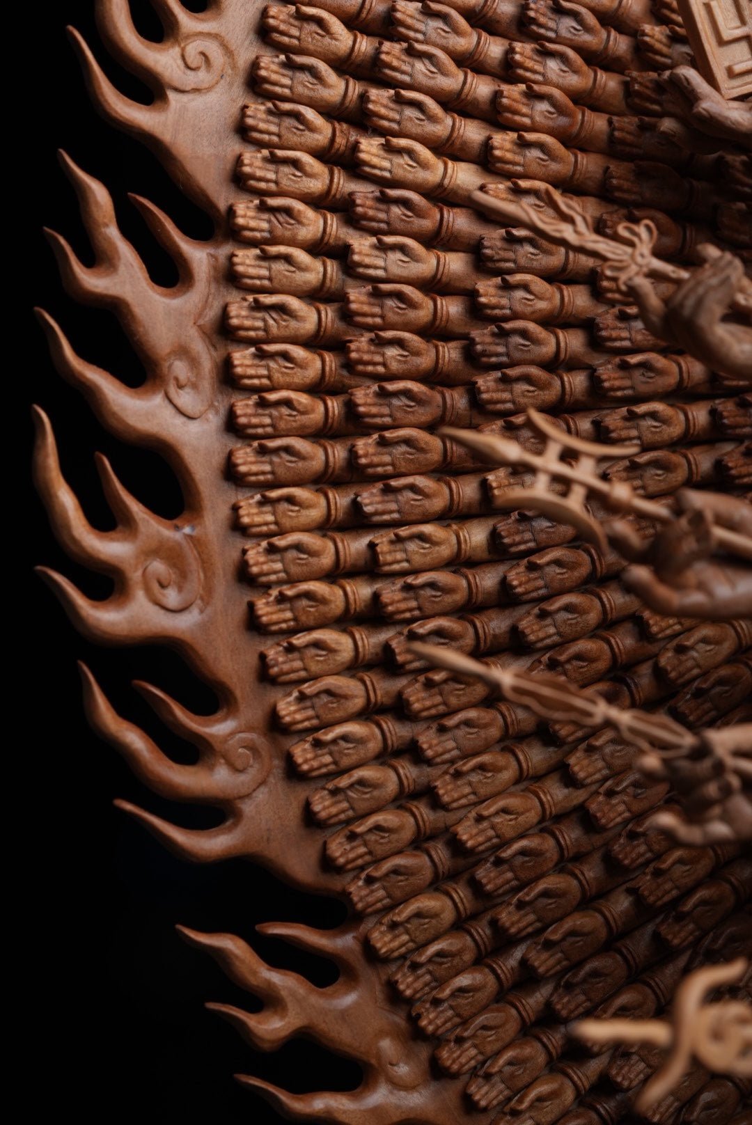 Qian Shou Guan Yin - Wood Sculpture - zycs_China