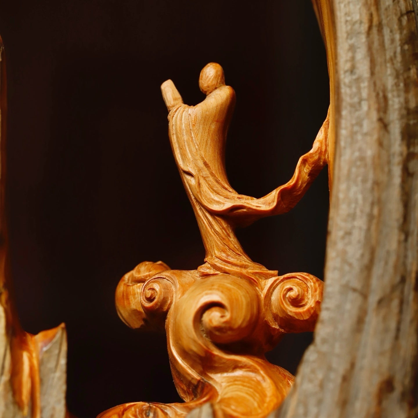 Qiu Fo - Wood Sculpture - zycs_China