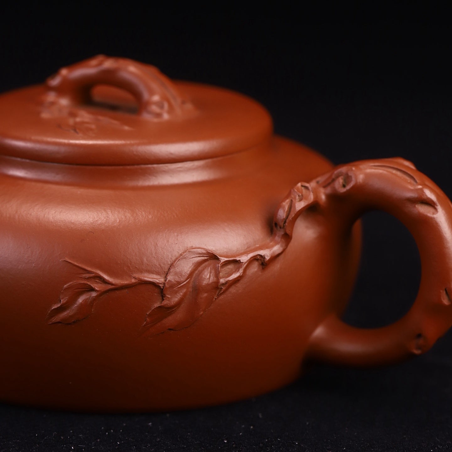 Qiu Shi 150cc - Yixing Handmade Teapot 江苏宜兴