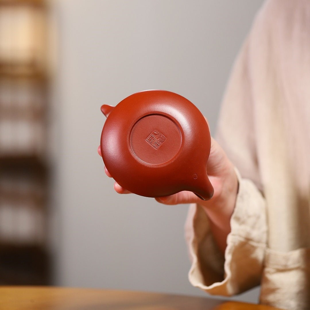 Qu Hu 200cc - Yixing Handmade Teapot - zycs_China