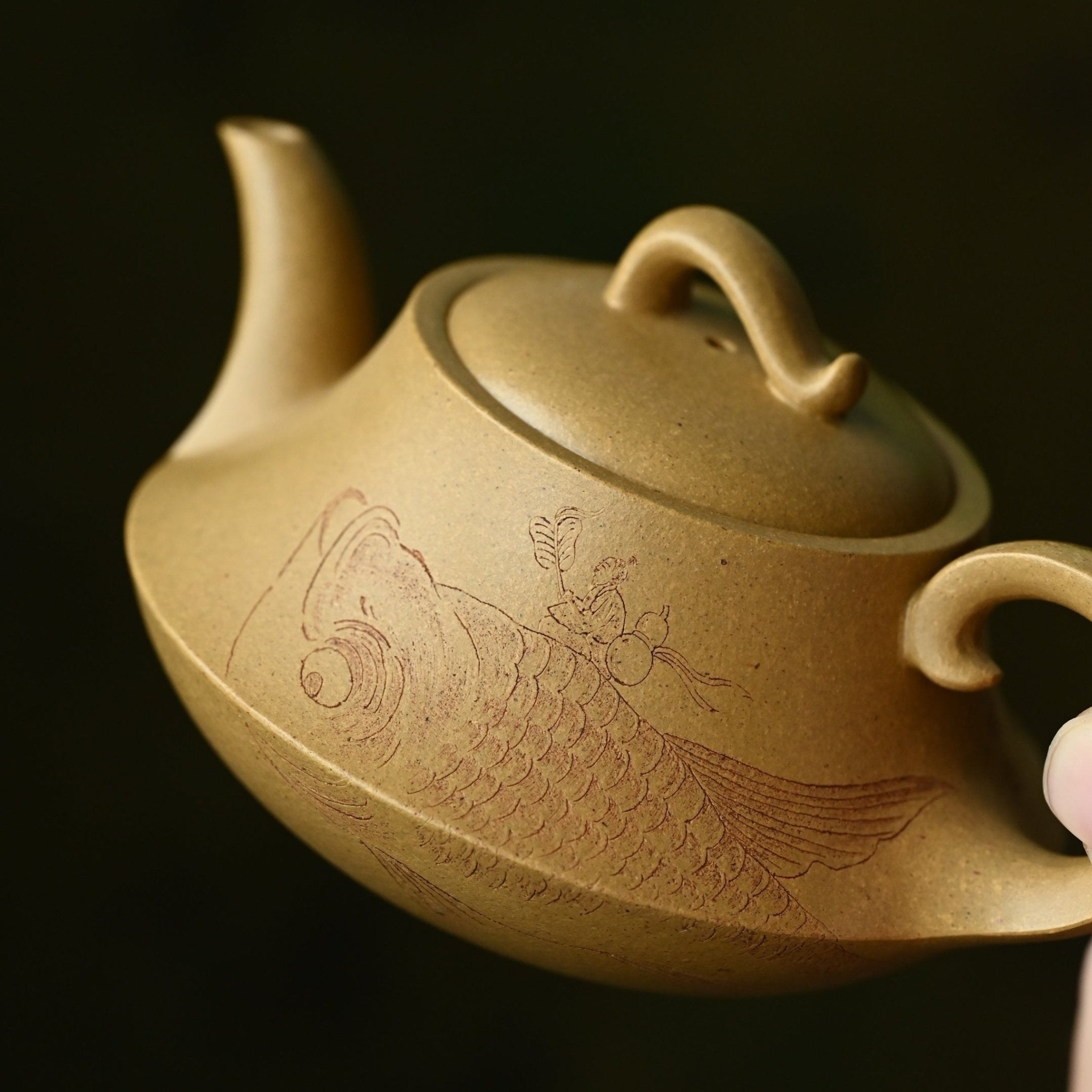 Qu Hu 200cc - Yixing Handmade Teapot - zycs_China