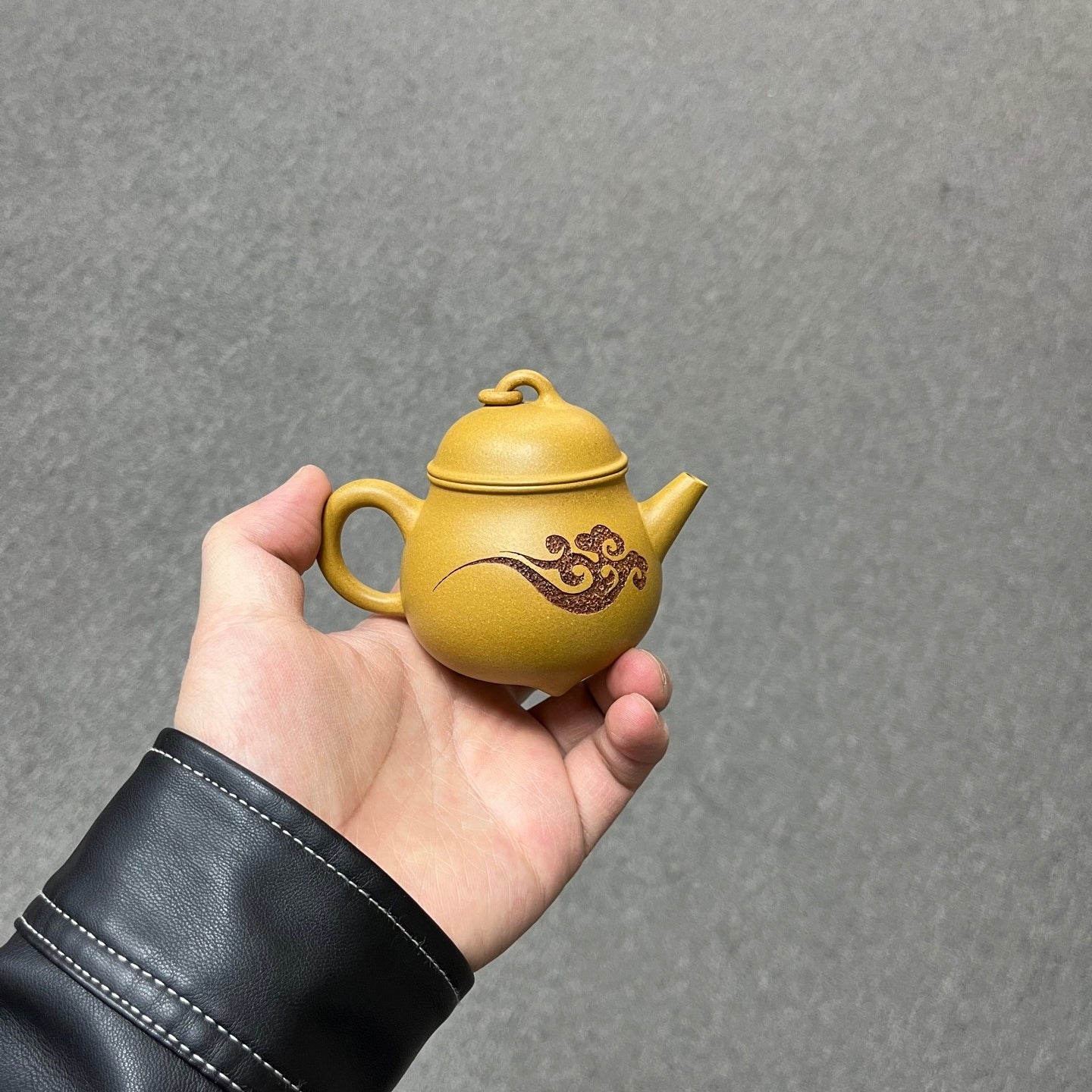 Ru Yi 140cc - Yixing Handmade Teapot - zycs_China