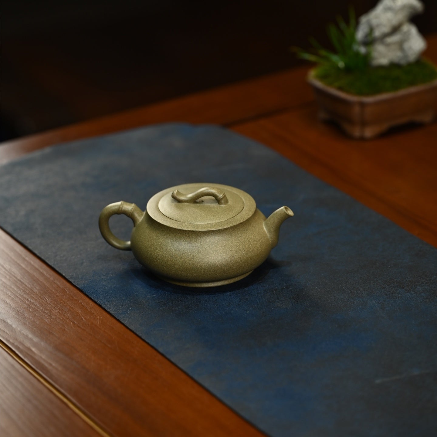 Ru Yi Ming Lu 180cc - Yixing Handmade Teapot - zycs_China