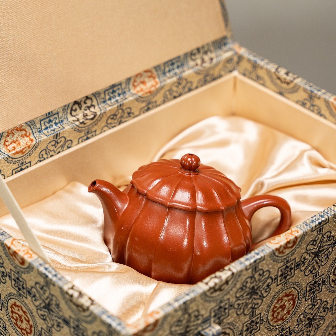 Ruo Xi 180cc - Yixing Handmade Teapot - zycs_China