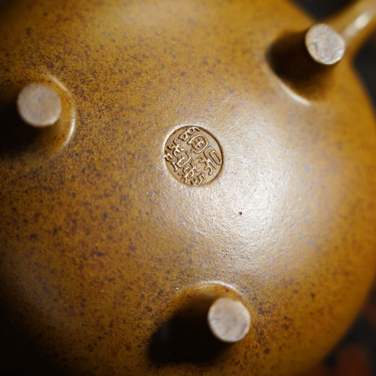 San Zu Ding 190cc - Yixing Handmade Teapot - zycs_China