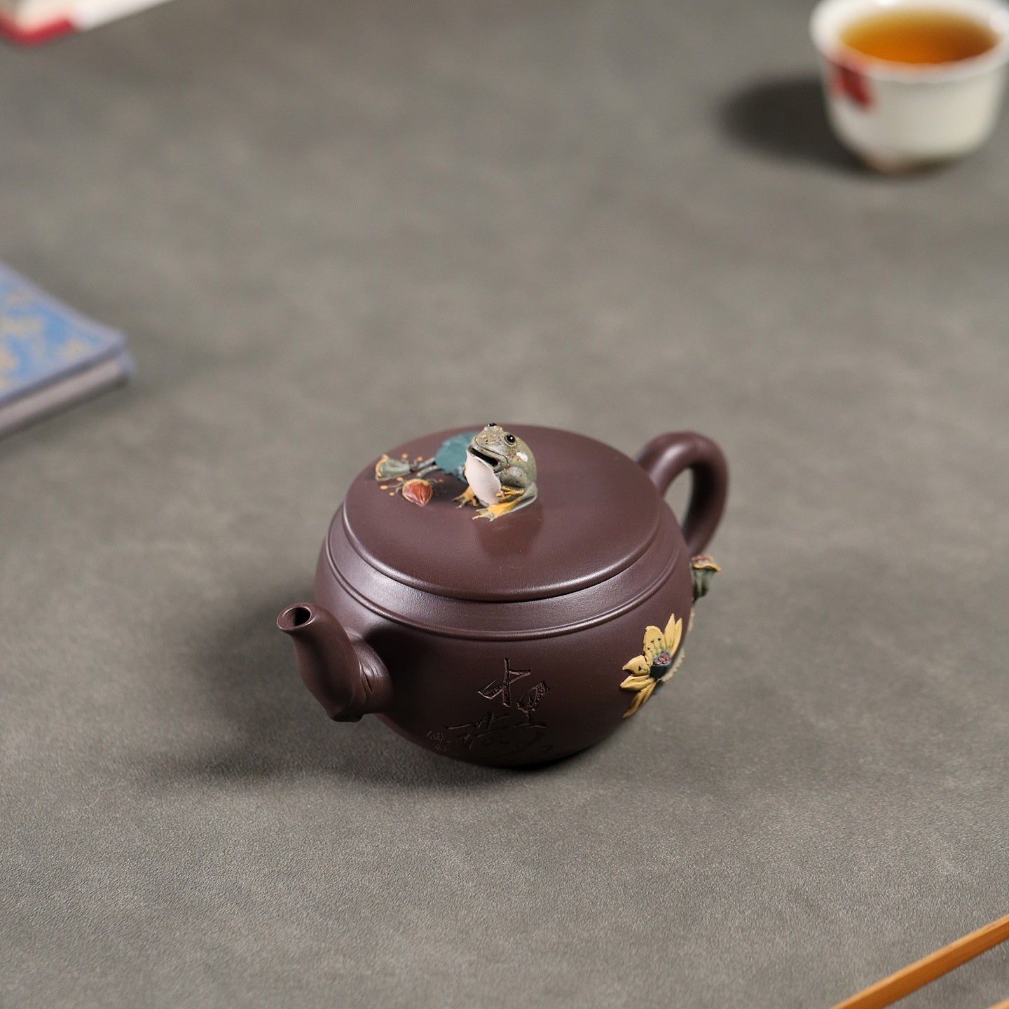 Shi Li He Hua 270cc - Yixing Handmade Teapot - zycs_China