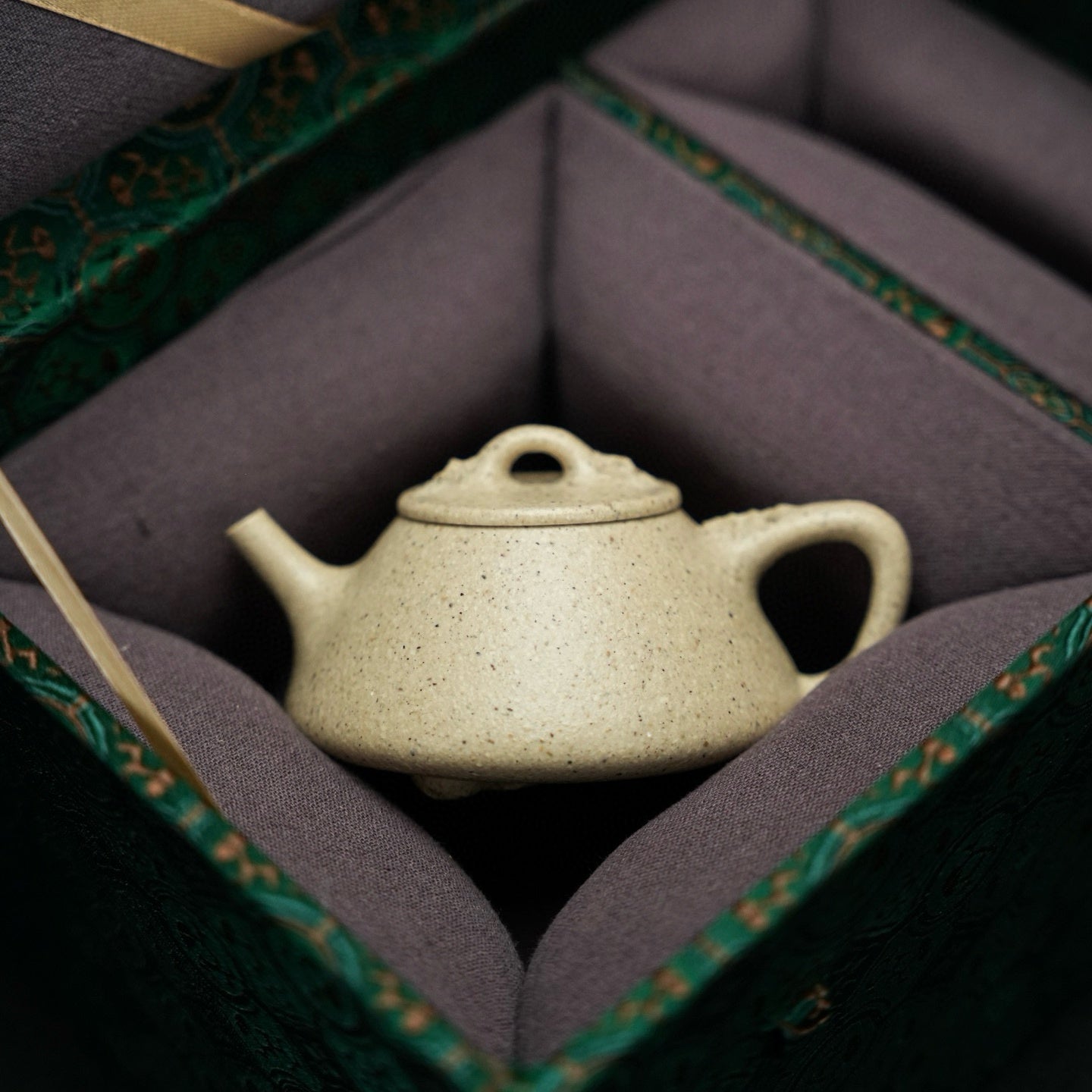 Shi Piao 90cc - Yixing Handmade Teapot - zycs_China