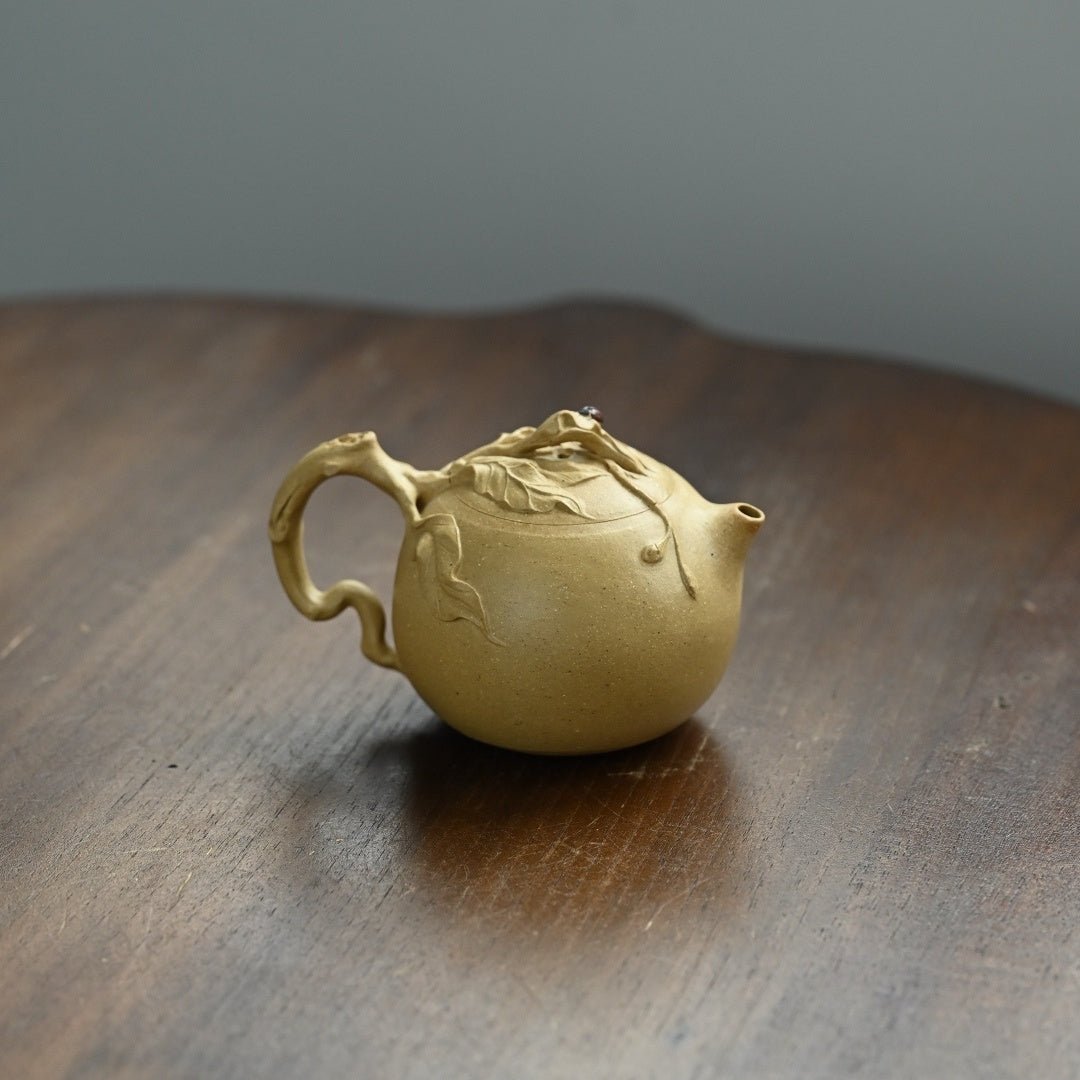 Shou Tao 230cc - Yixing Handmade Teapot 江苏宜兴
