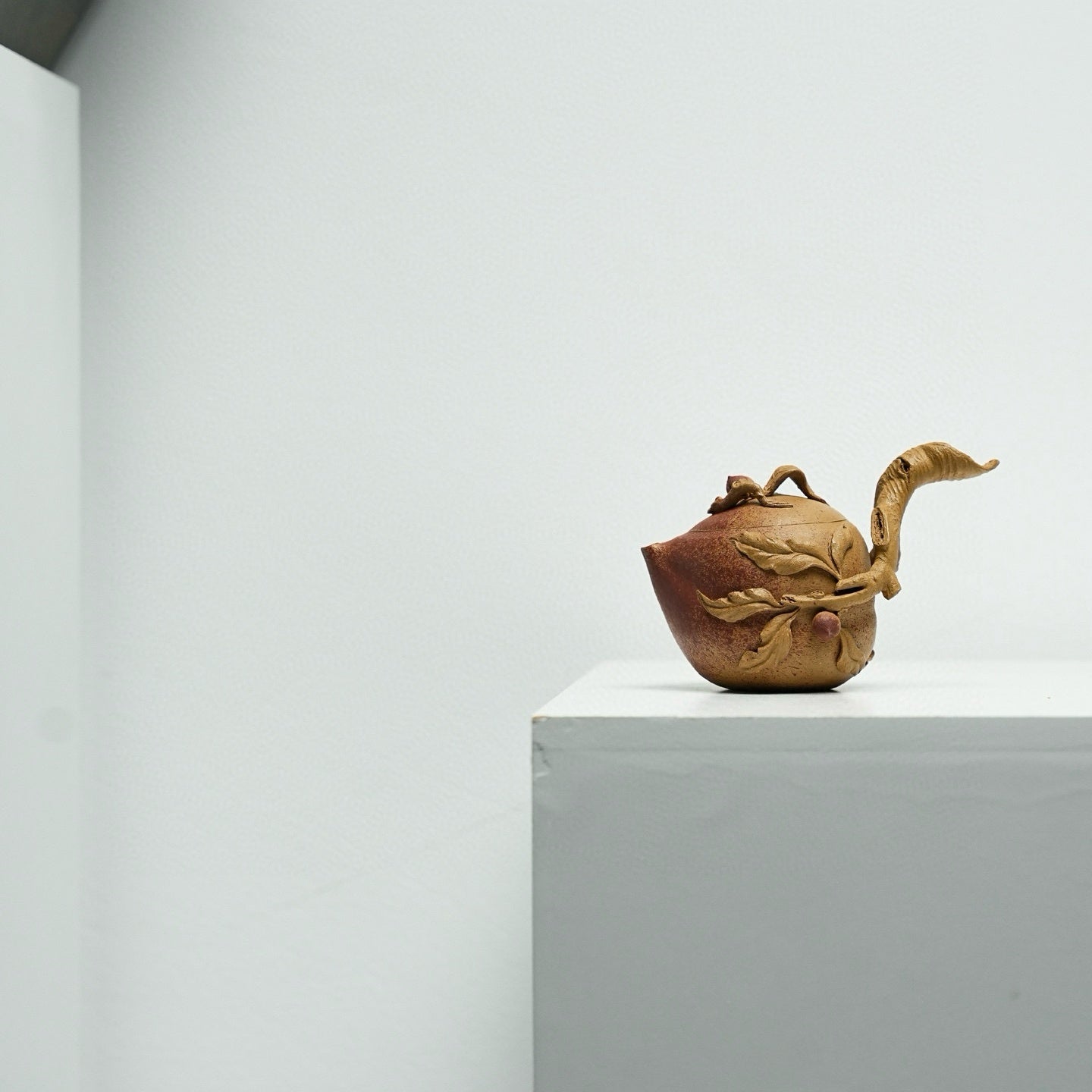 Shou Tao 85cc - Yixing Handmade Teapot - zycs_China